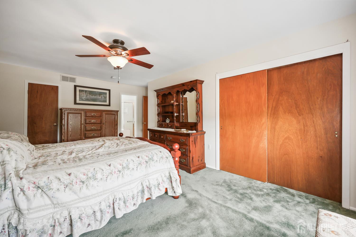 13 Regent Drive Monroe NJ 08831