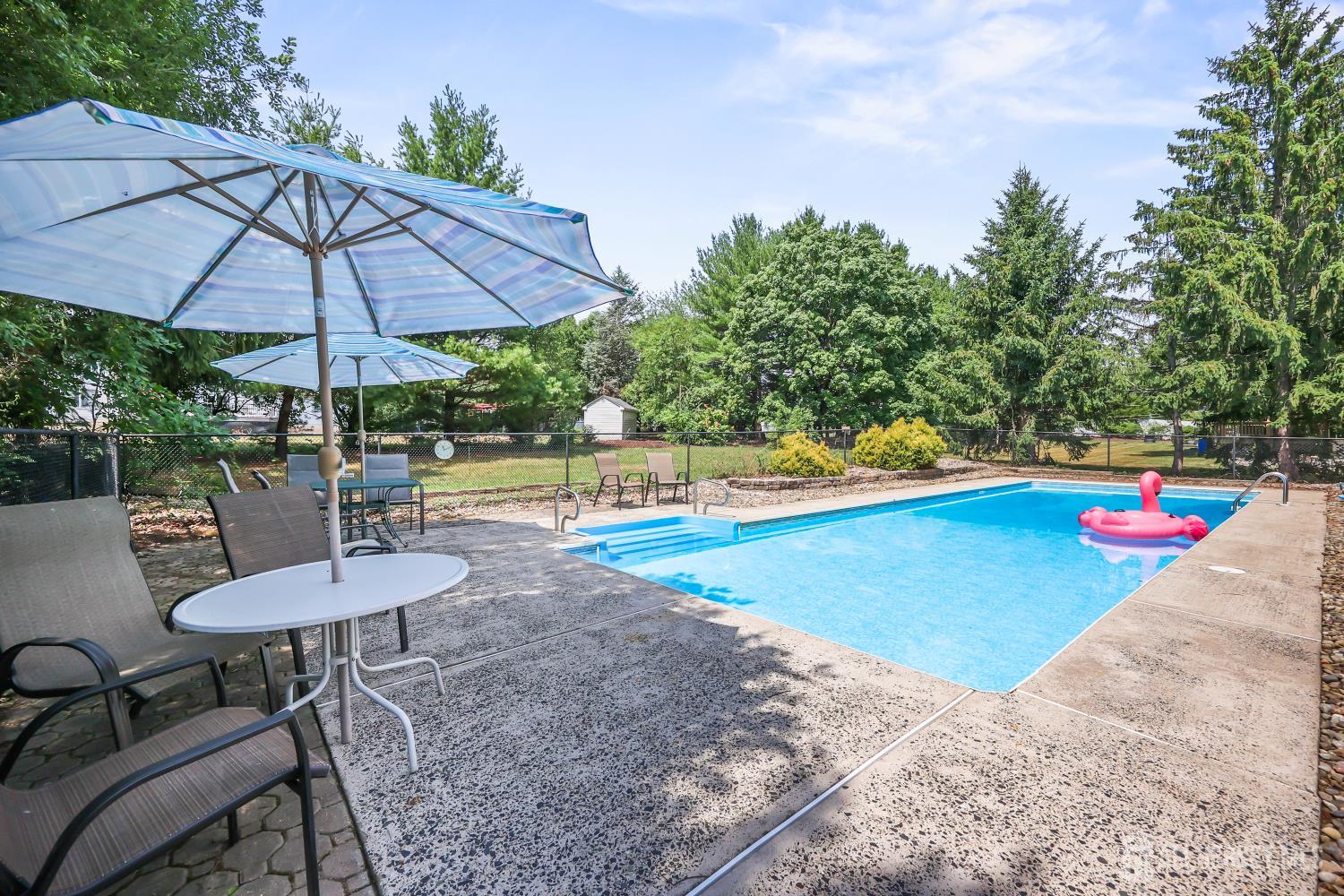 13 Regent Drive Monroe NJ 08831