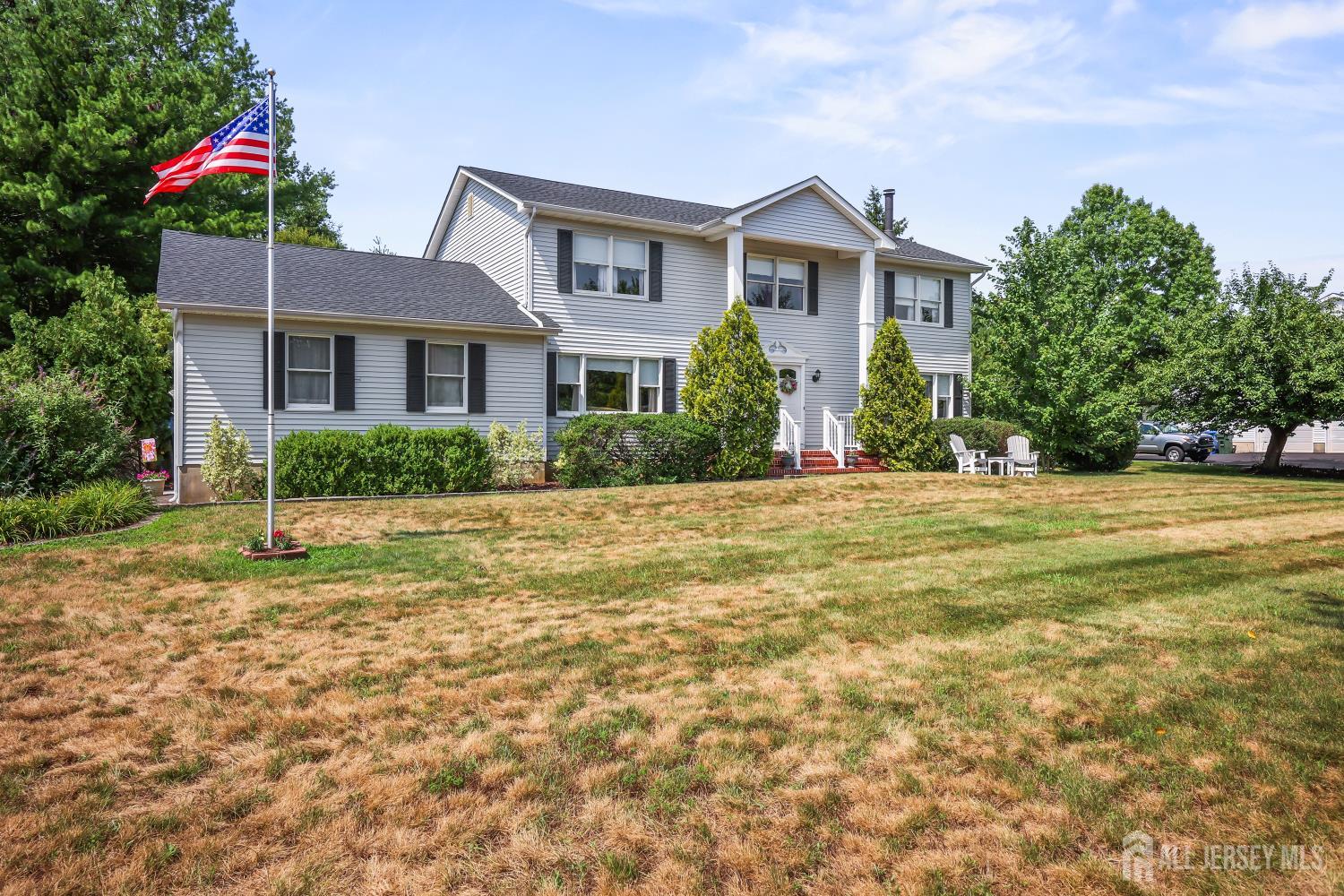 13 Regent Drive Monroe NJ 08831