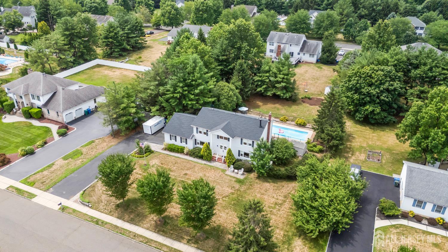 13 Regent Drive Monroe NJ 08831