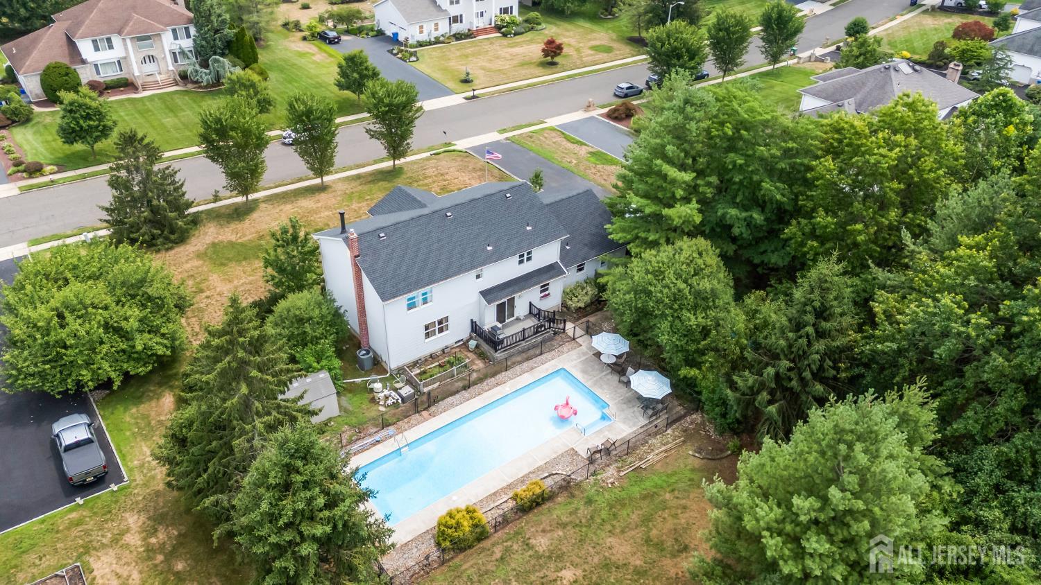 13 Regent Drive Monroe NJ 08831