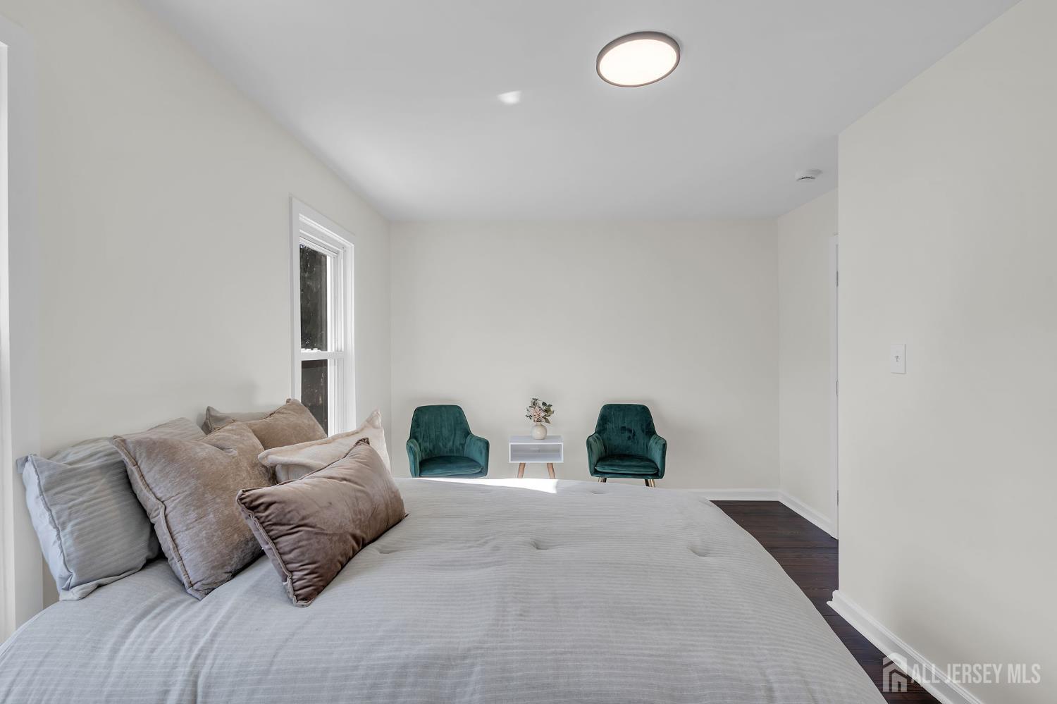 52 Betts Avenue Lawrence NJ 08648