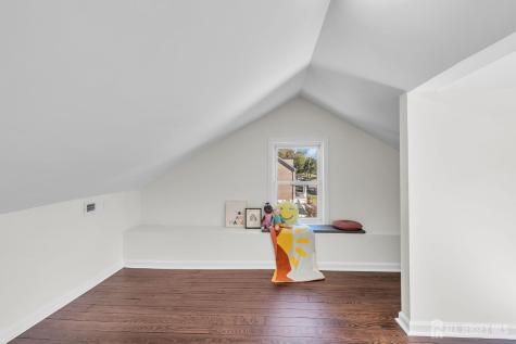 52 Betts Avenue Lawrence NJ 08648