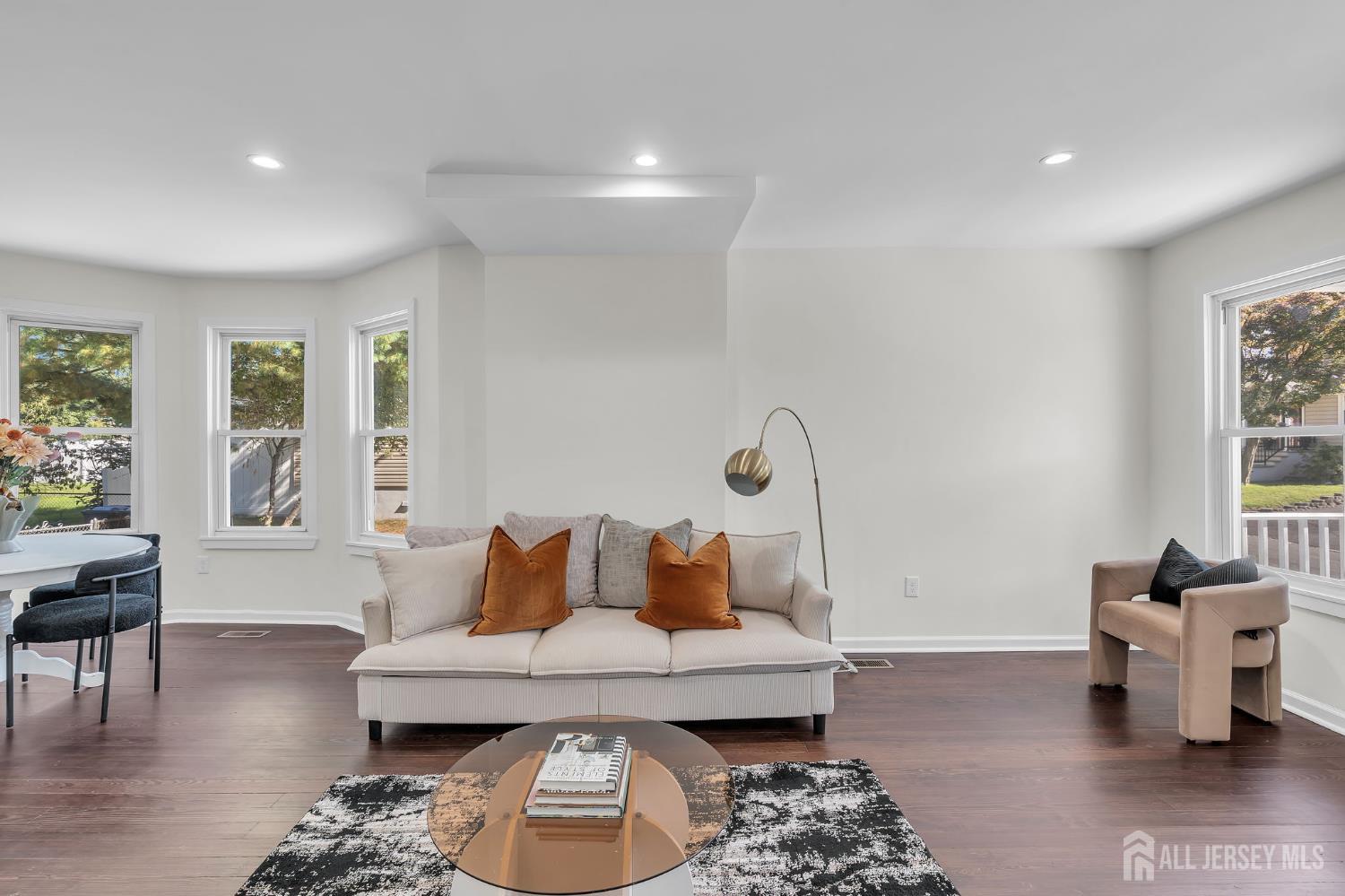 52 Betts Avenue Lawrence NJ 08648