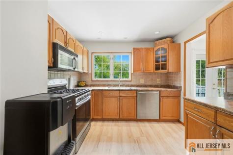 56 Ferris Road Edison NJ 08817