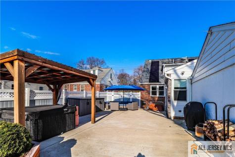 75 Grant Avenue Fords NJ 08863