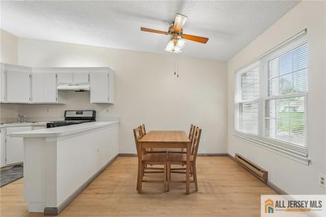 171 Wycoff Way East Brunswick NJ 08816