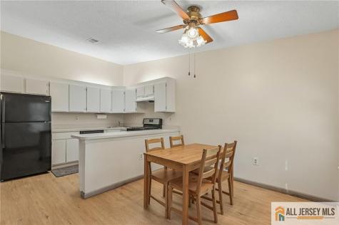 171 Wycoff Way East Brunswick NJ 08816