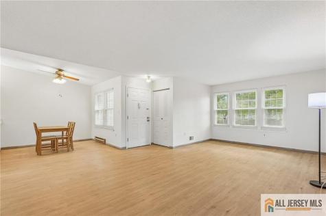 171 Wycoff Way East Brunswick NJ 08816