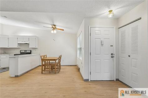 171 Wycoff Way East Brunswick NJ 08816