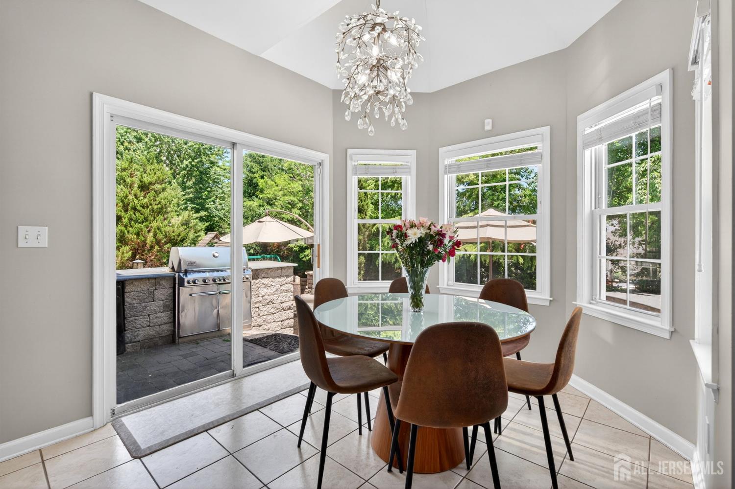 25 Gordon Avenue Spotswood NJ 08884