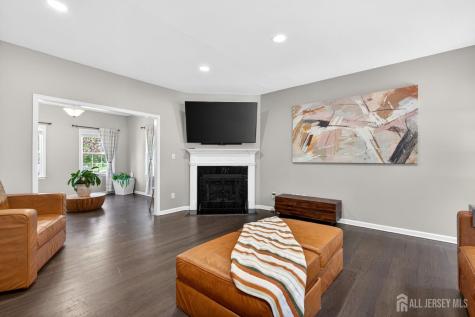 25 Gordon Avenue Spotswood NJ 08884