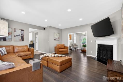 25 Gordon Avenue Spotswood NJ 08884