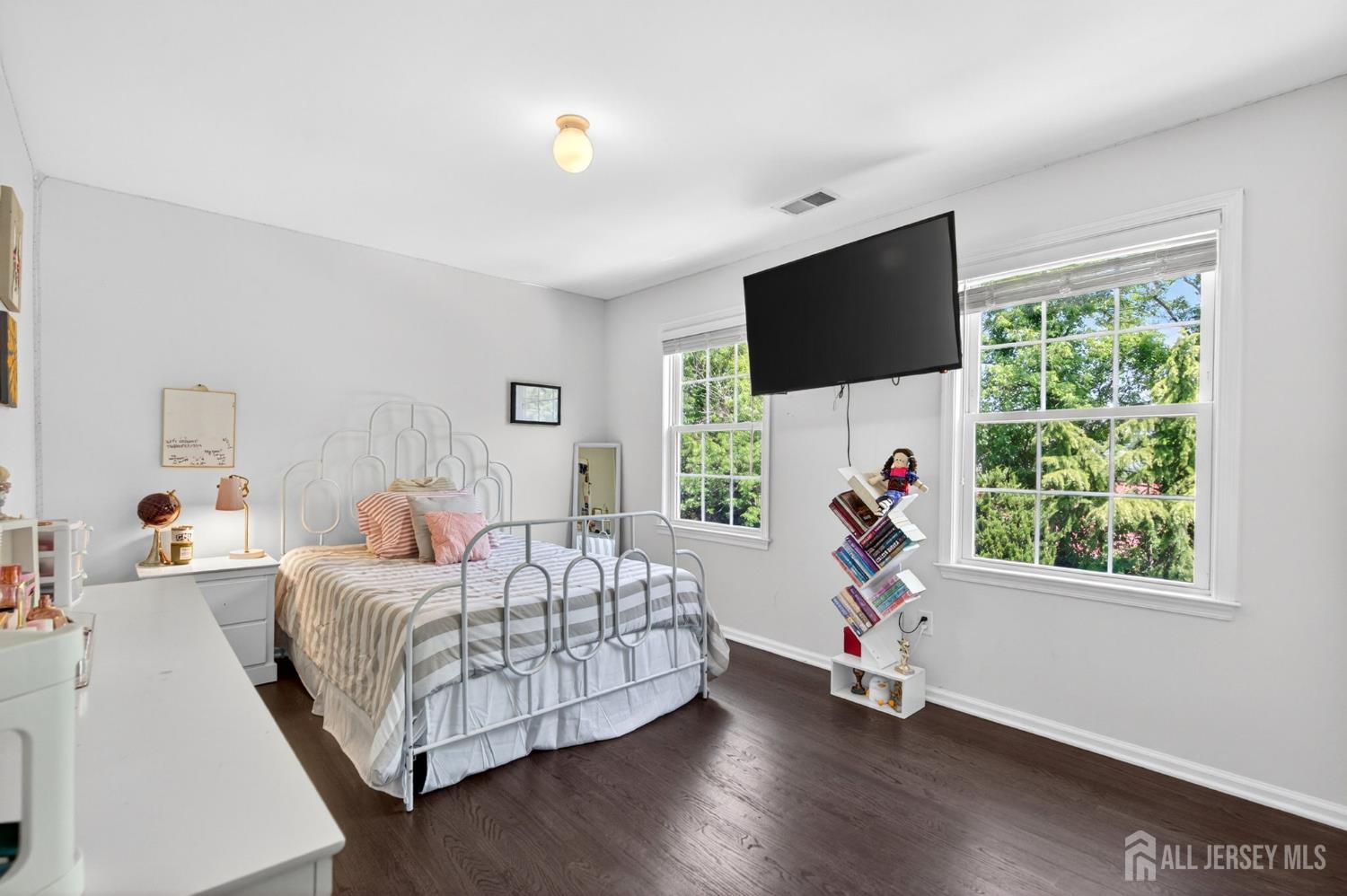 25 Gordon Avenue Spotswood NJ 08884
