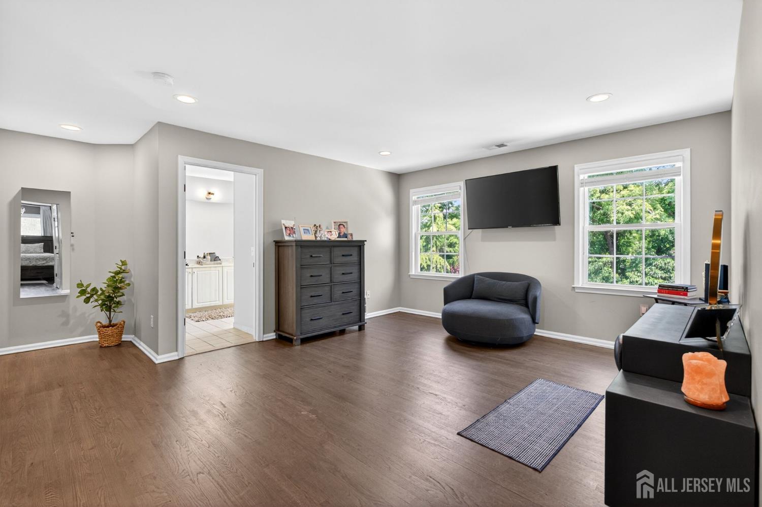 25 Gordon Avenue Spotswood NJ 08884