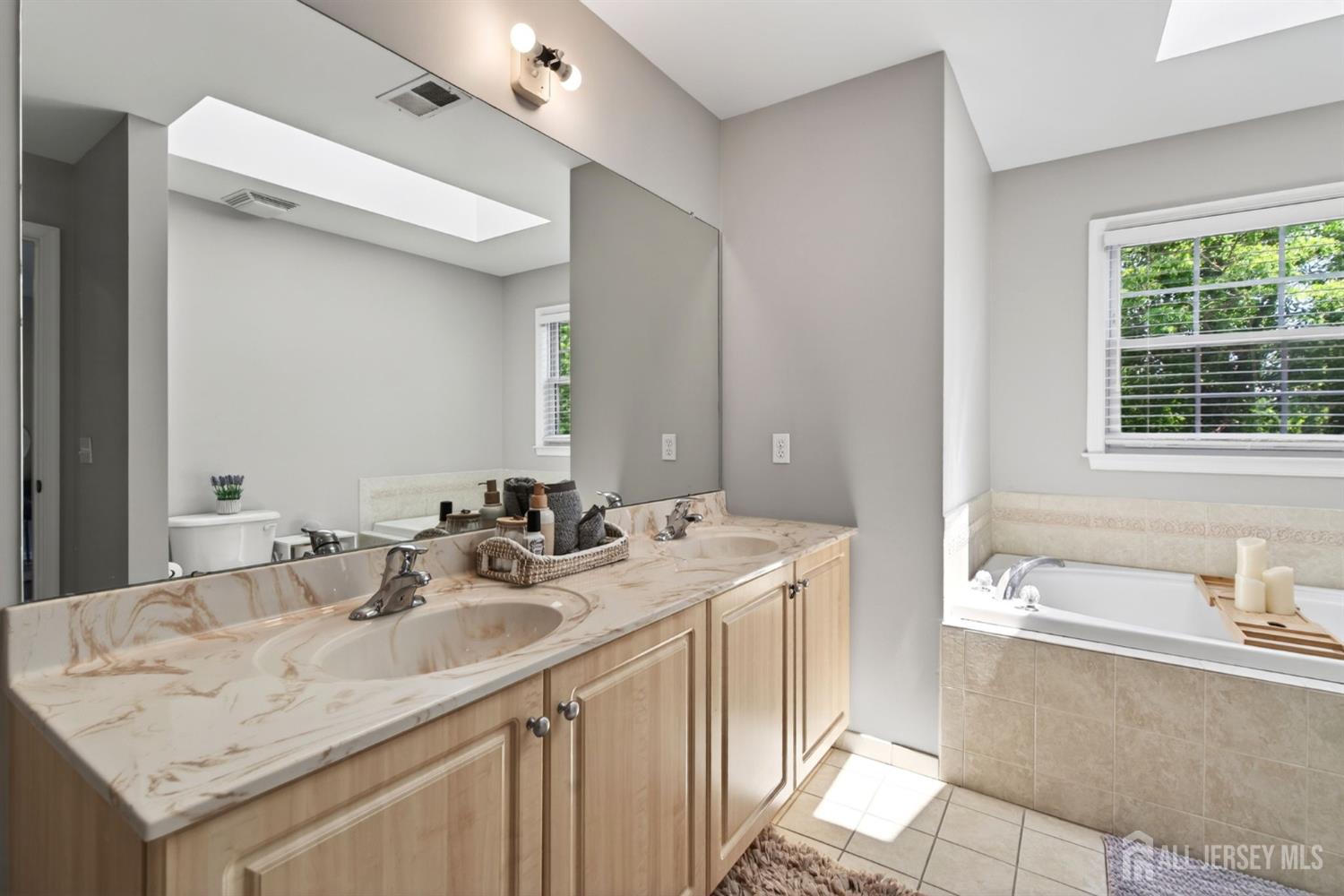 25 Gordon Avenue Spotswood NJ 08884