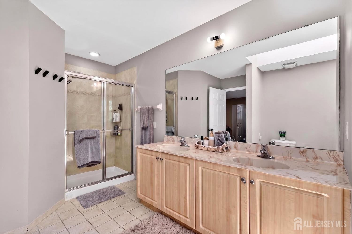 25 Gordon Avenue Spotswood NJ 08884