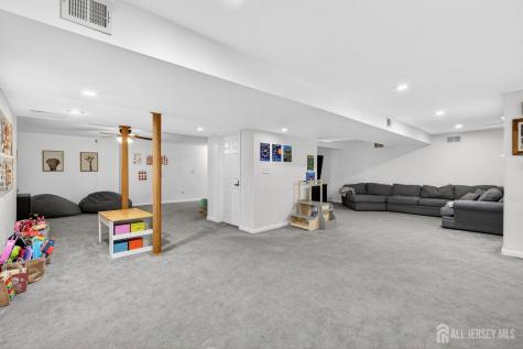 25 Gordon Avenue Spotswood NJ 08884