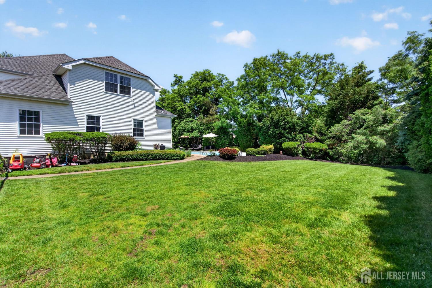 25 Gordon Avenue Spotswood NJ 08884