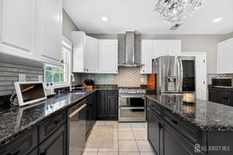25 Gordon Avenue Spotswood NJ 08884