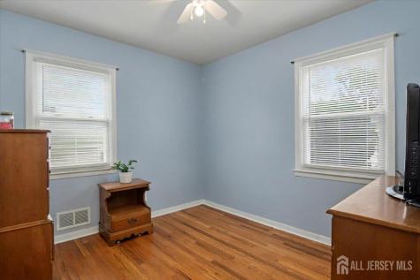 144 N Michigan Avenue N Kenilworth NJ 07033