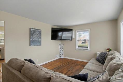 144 N Michigan Avenue N Kenilworth NJ 07033