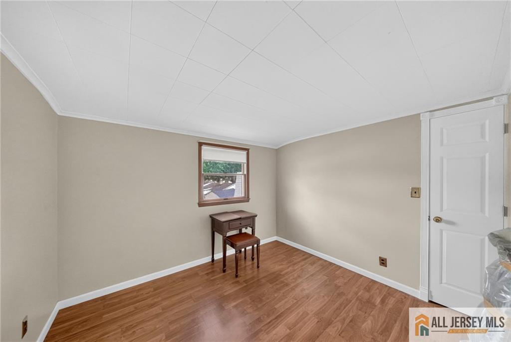 18 Woodland Road Spotswood NJ 08884