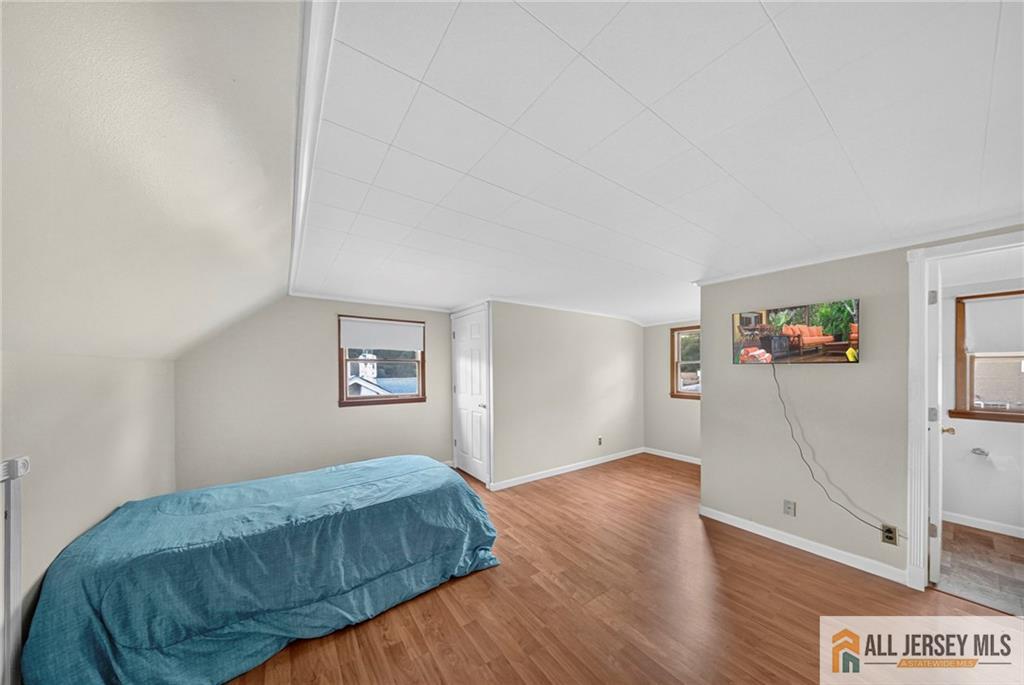 18 Woodland Road Spotswood NJ 08884