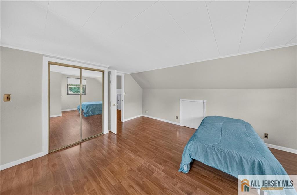 18 Woodland Road Spotswood NJ 08884