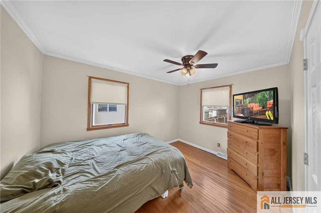 18 Woodland Road Spotswood NJ 08884
