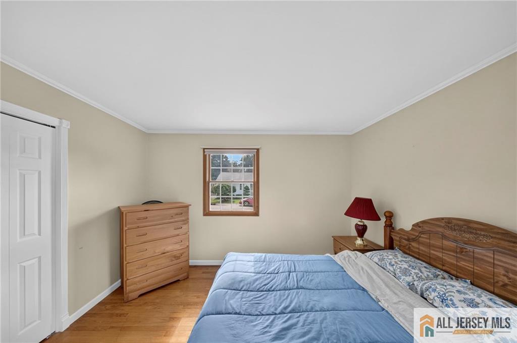 18 Woodland Road Spotswood NJ 08884