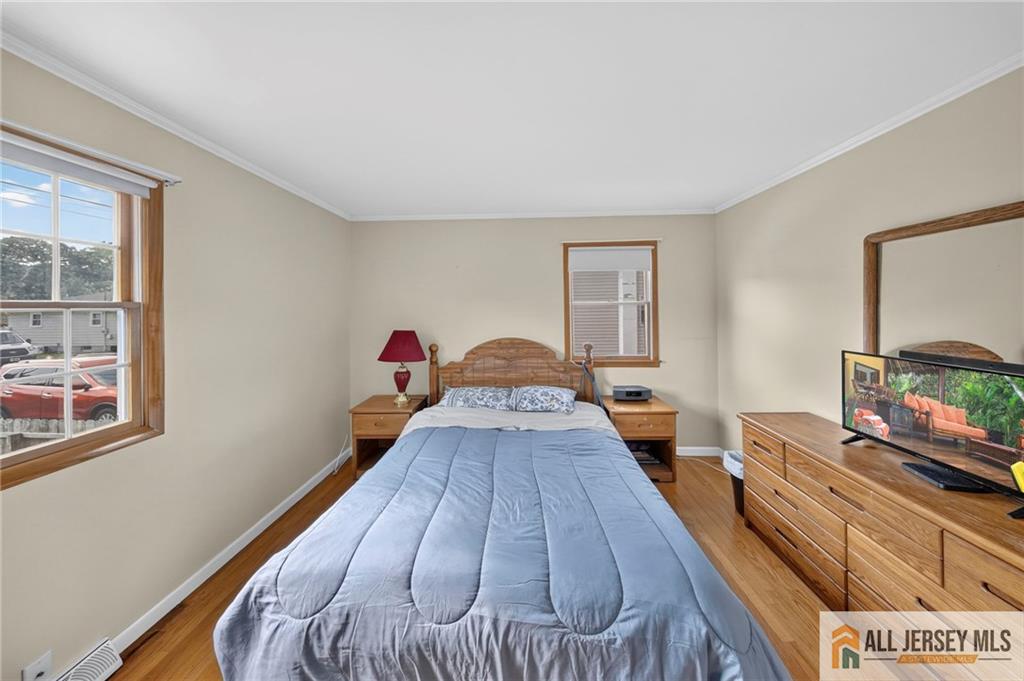 18 Woodland Road Spotswood NJ 08884