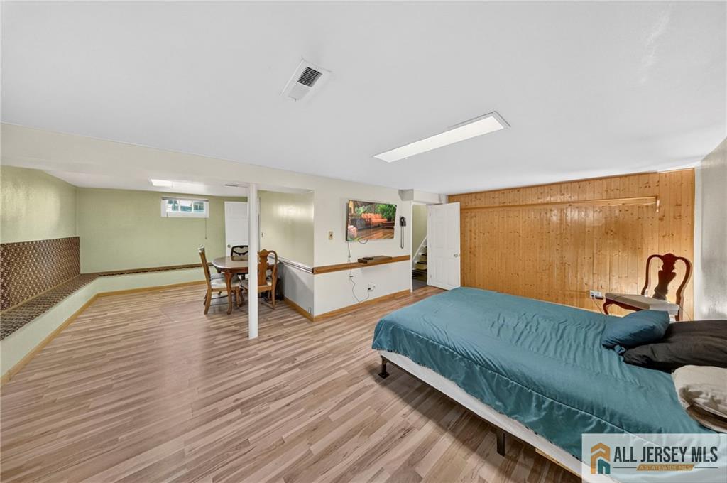 18 Woodland Road Spotswood NJ 08884