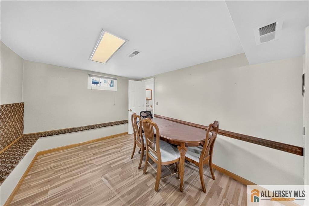 18 Woodland Road Spotswood NJ 08884