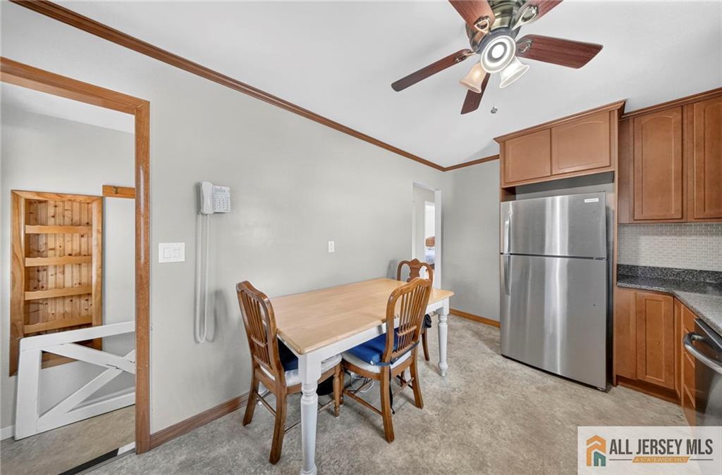 18 Woodland Road Spotswood NJ 08884
