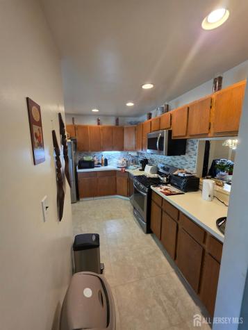 394 Rittenhouse Court North Brunswick NJ 08902