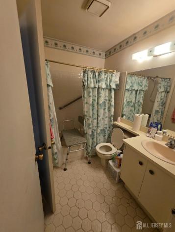 394 Rittenhouse Court North Brunswick NJ 08902