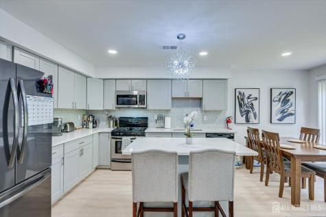 268 Shady Oak Court Piscataway NJ 08854