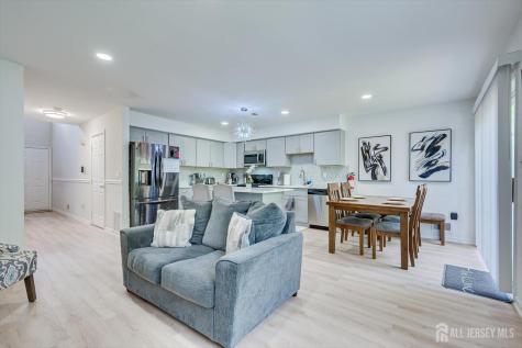 268 Shady Oak Court Piscataway NJ 08854