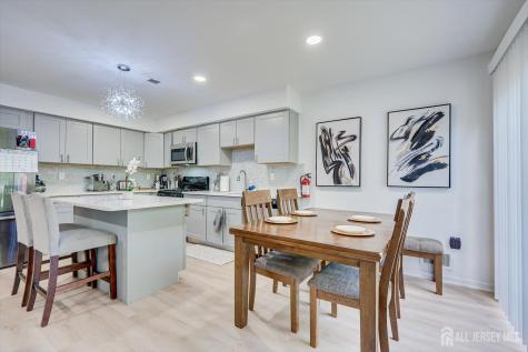 268 Shady Oak Court Piscataway NJ 08854