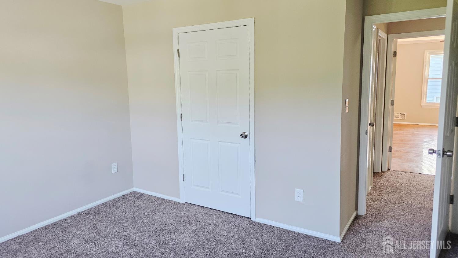9 NW Pinetree Court Monroe NJ 08831