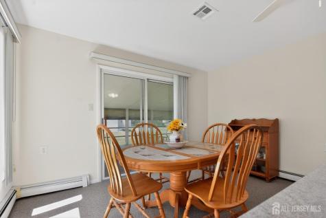17 Corinth Place Berkeley NJ 08757