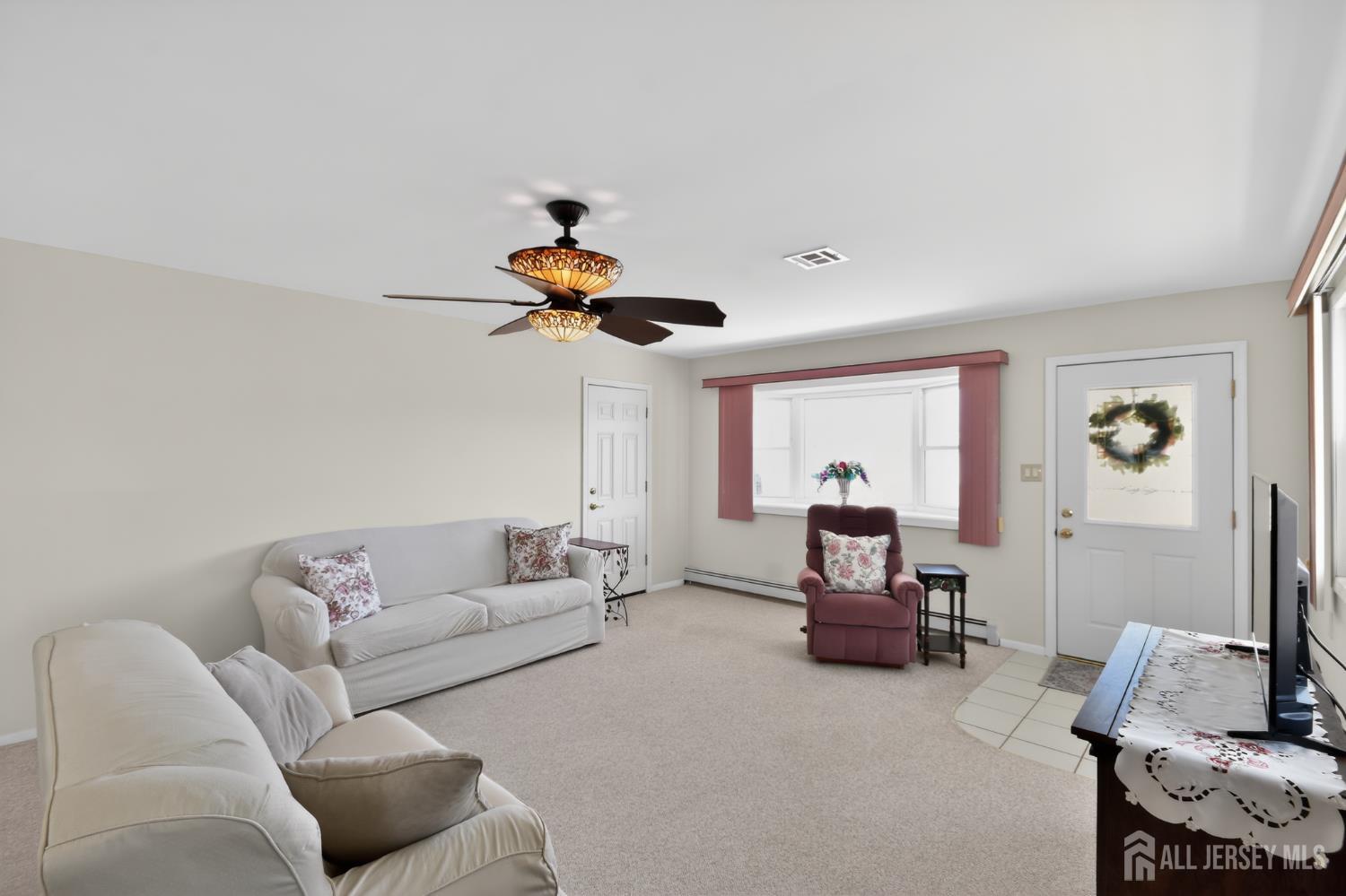 17 Corinth Place Berkeley NJ 08757