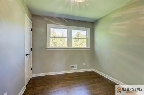 21 Monroe Avenue Carteret NJ 07008