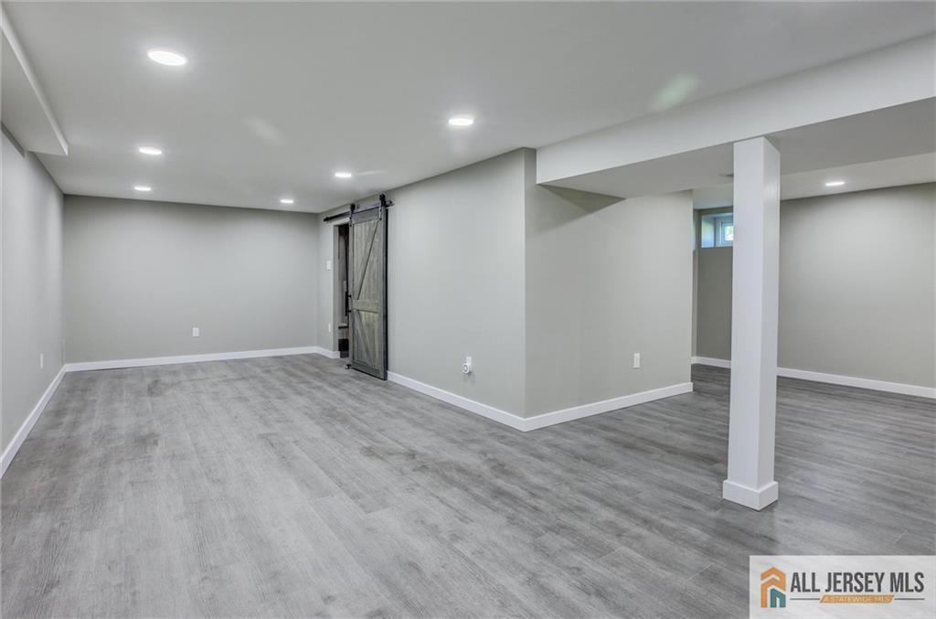 21 Monroe Avenue Carteret NJ 07008