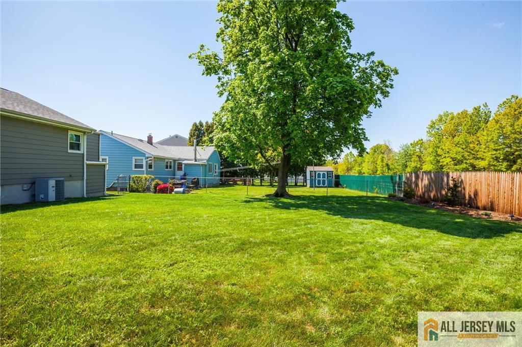 21 Monroe Avenue Carteret NJ 07008
