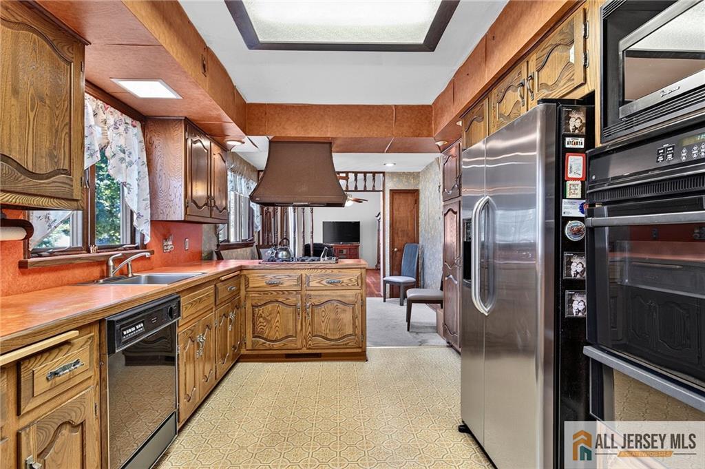 117 Kendall Drive Parlin NJ 08859