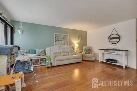 86 James Street South River NJ 08882