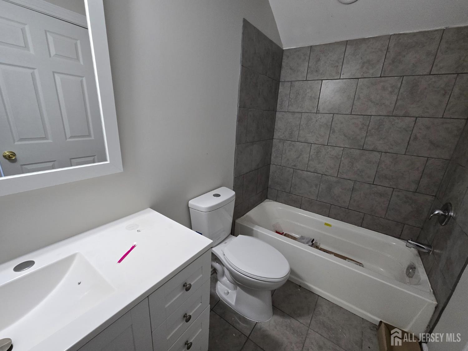 40 J Russel Smith Road Lawrence NJ 08648
