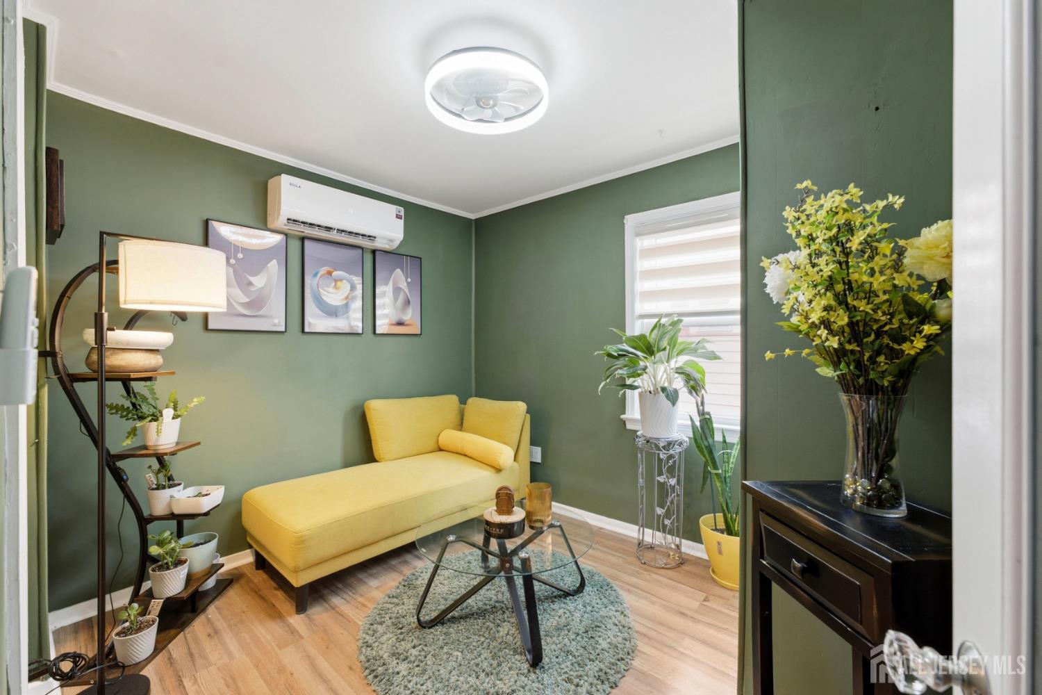 566 E Woodbridge Avenue Avenel NJ 07001